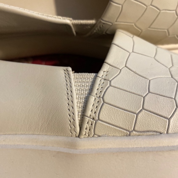 Vince Camuto  Abbinna Platform shoes - Picture 10 of 11